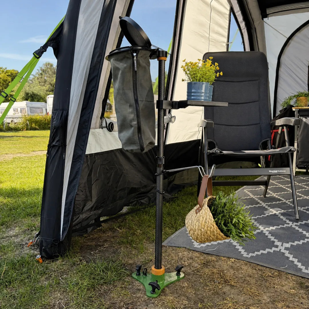 Geordnetes Camping-Setup mit SheltaFlex